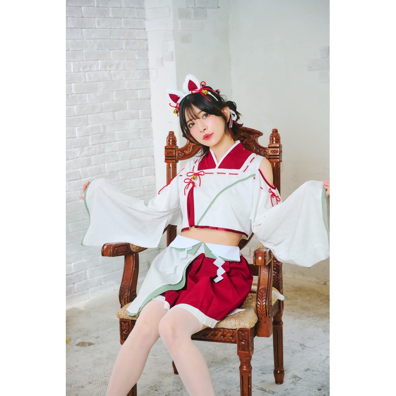 Clearstone Women's Halloween Maneki Maiden, Cosplay, White