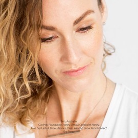 Ere Perez - Natural Oat Milk Foundation | Vegan, Cruelty-Free, Clean Beauty (Honey)