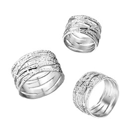 Bungsa Women's Stainless Steel Cross and Hammered Silver Ring, Stainless Steel, No Gemstone