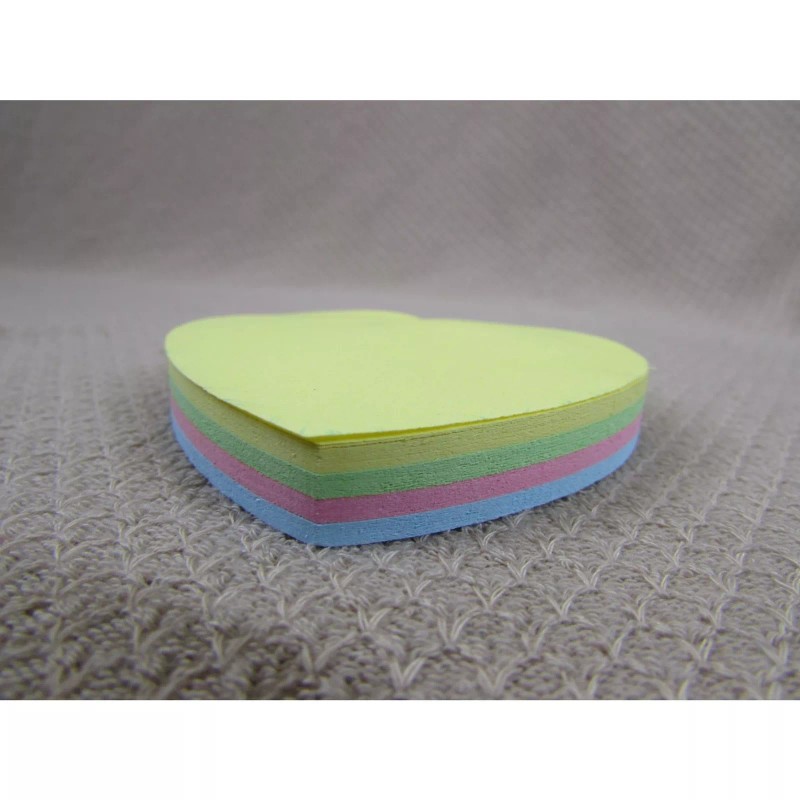 Source Unknown Heart Shape Sticky Notes 100 sheets 2 1/2"