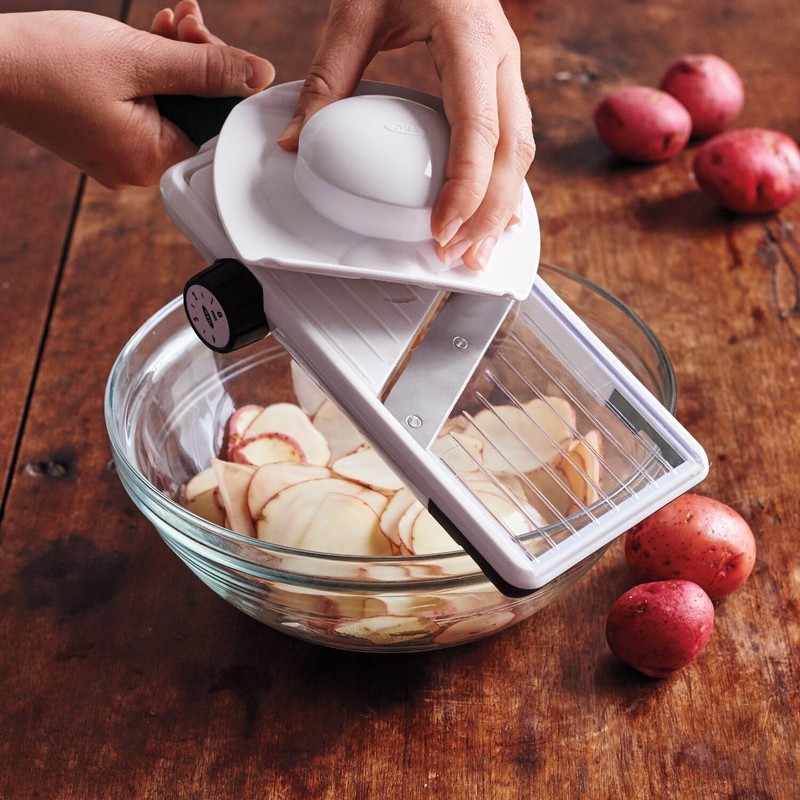 OXO Handheld Mandoline, White