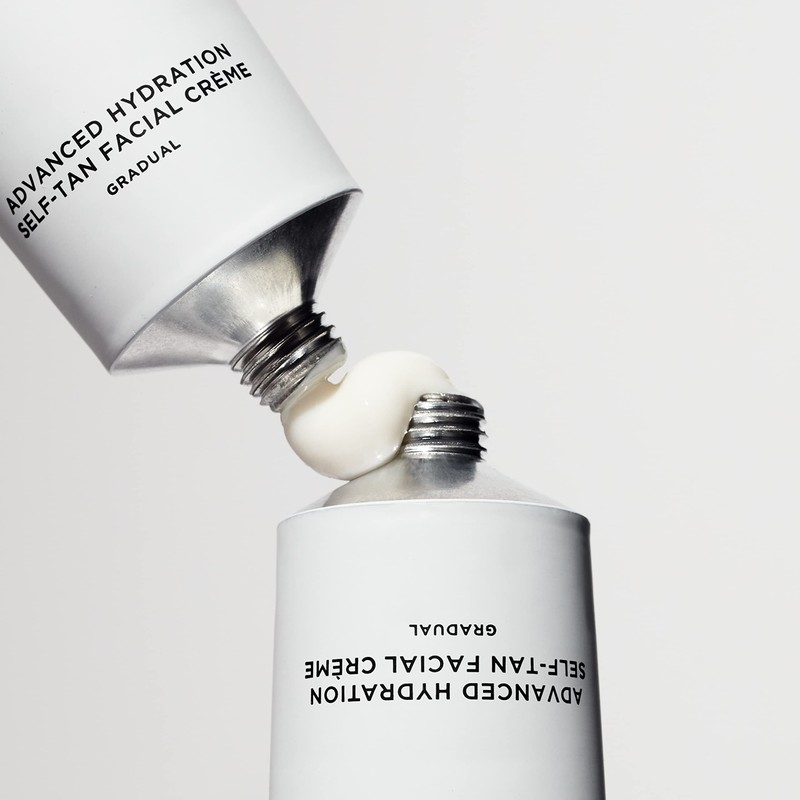 TAN-LUXE The Crème, (65ml) Hydrating Self Tanning Moisturizer, Natural Ingredients