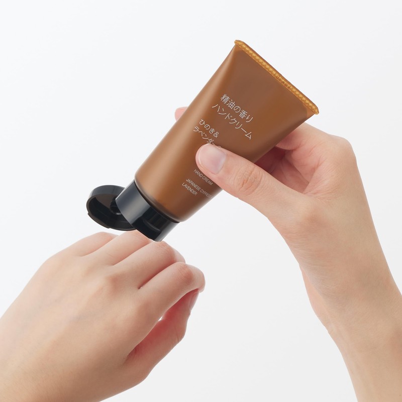 Mujin Ryohin Essential Oil Scent Hand Cream Hinoki & Lavender