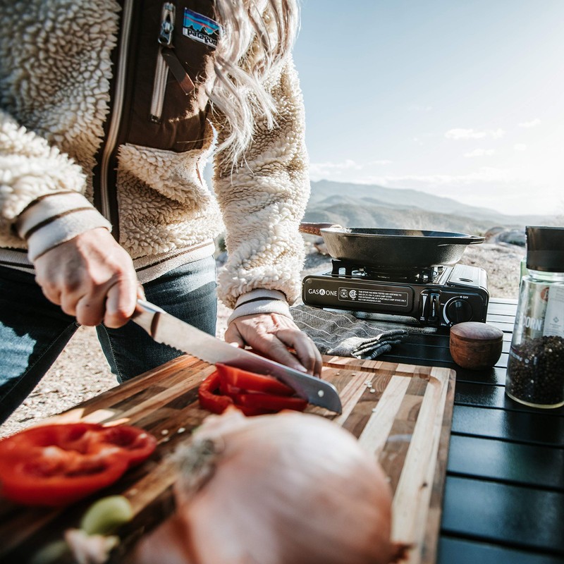 GasOne GS-1000 7,650 BTU Portable Butane Gas Stove Automatic Ignition