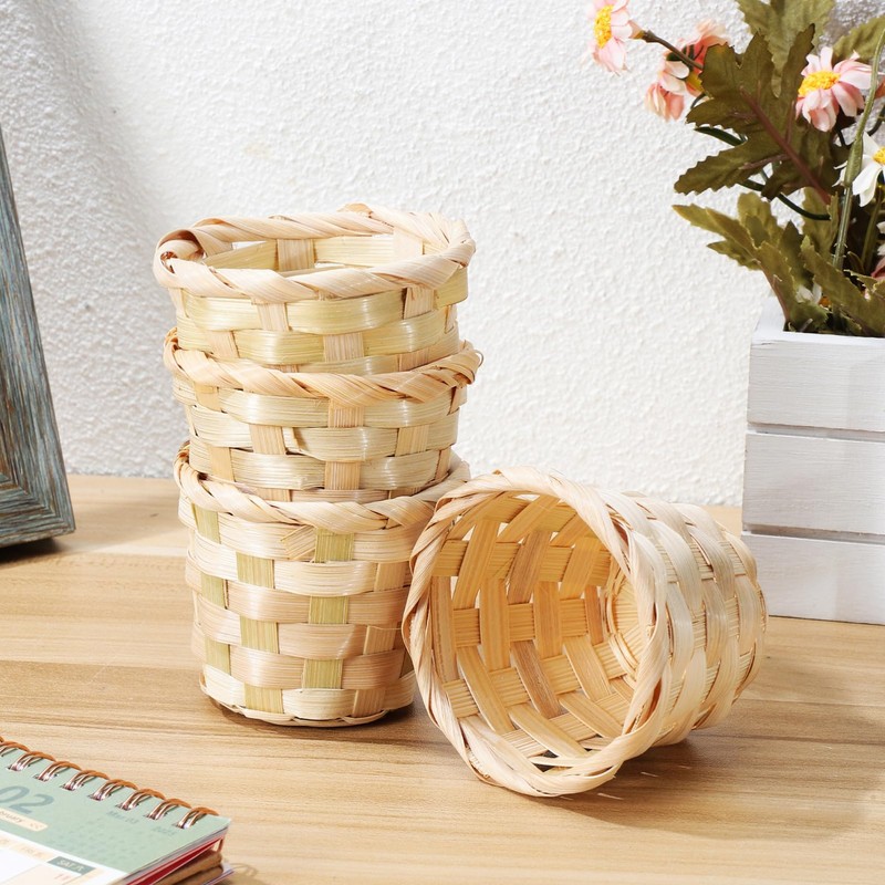 Ciieeo 4Pcs Small Woven Baskets Portable Storage Baskets for Desktop