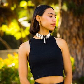 outROAR Gear American Indian Style Bone Choker Necklace, 4 Row Two-Tone Carved Traditional Hairpipe Beads, Unisex Adjustable