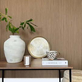 Ribbed Wood Effect Wallpaper – Dark Oak Fluted Panel Design – Realistic Woodgrain Look – Paste the Paper – Ideal for Living Room, Hallway or Dining Area – 10m x 53cm Roll – Washable, Half Drop Match