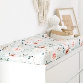 GRSSDER Juego de 2 fundas elásticas para cambiador de punto de jersey, ultra suaves, 2 unidades, fundas para cambiador de mesa para almohadillas para orejas de 32/34 x 16 pulgadas, seguras y cómodas, elegantes flores de acuarela y frutas para niñas