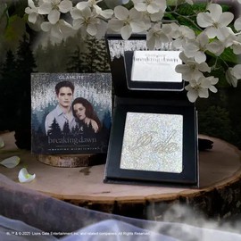 Glamlite x Twilight Saga Wedding Highlighter