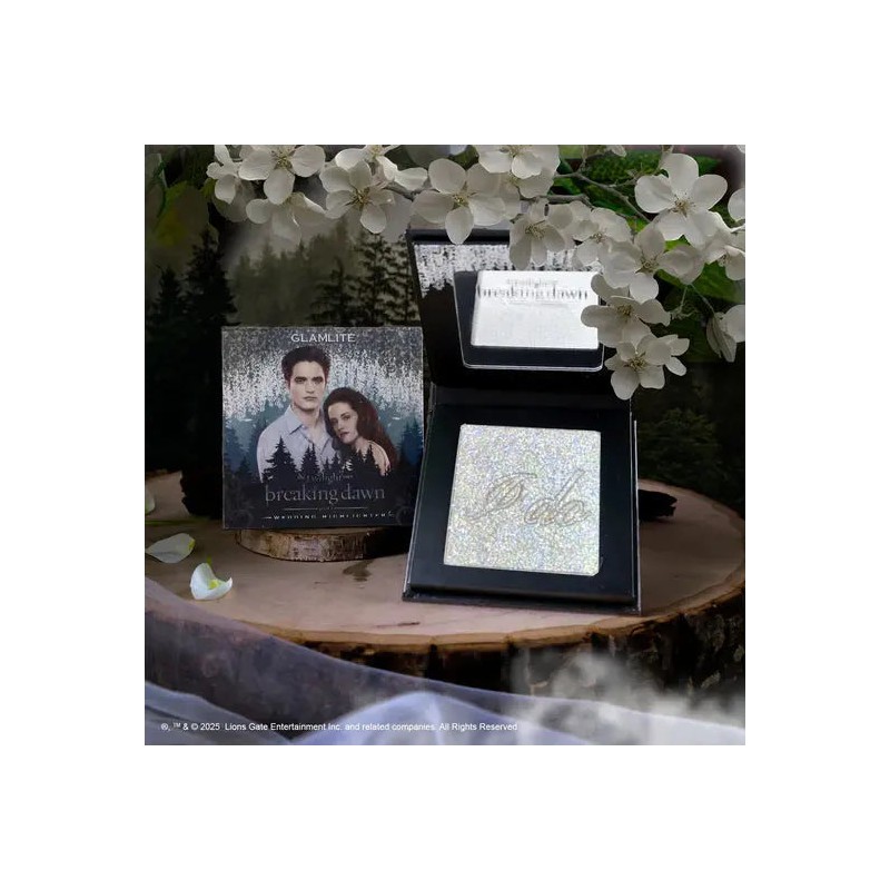 Glamlite x Twilight Saga Wedding Highlighter