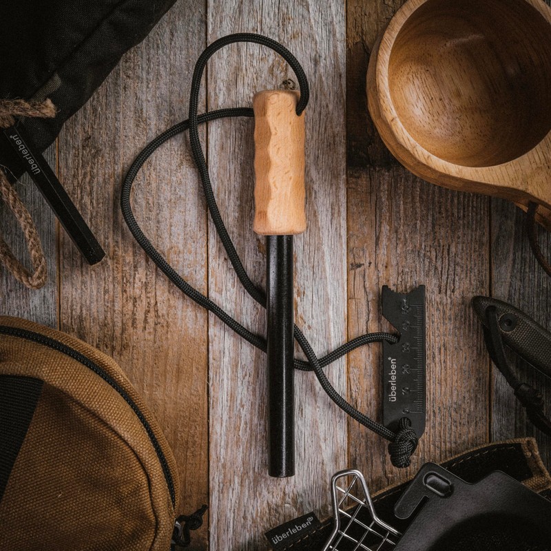 überleben Kräftig Grip Ferro Rod Fire Starter for Survival w/Multi-Tool
