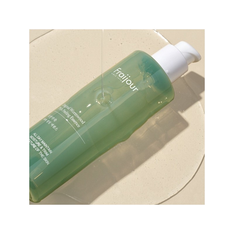 Natural Mugwort Exfoliating Facial Essence 120ml / 자연약쑥 각질제거 파하