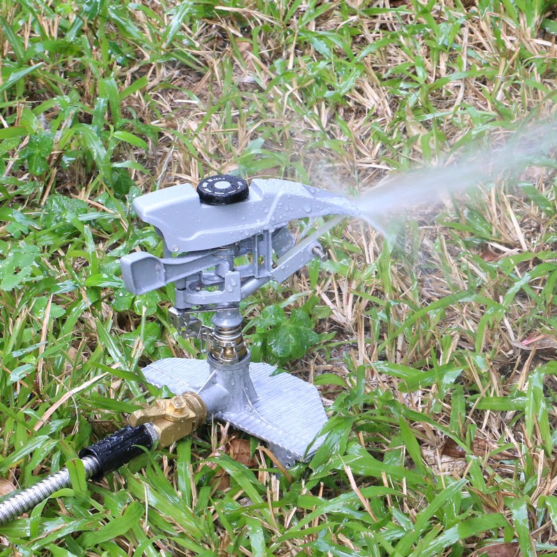 STYDDI Professional Heavy Duty Pulsating Sprinkler on Metal 3-Pronged Step