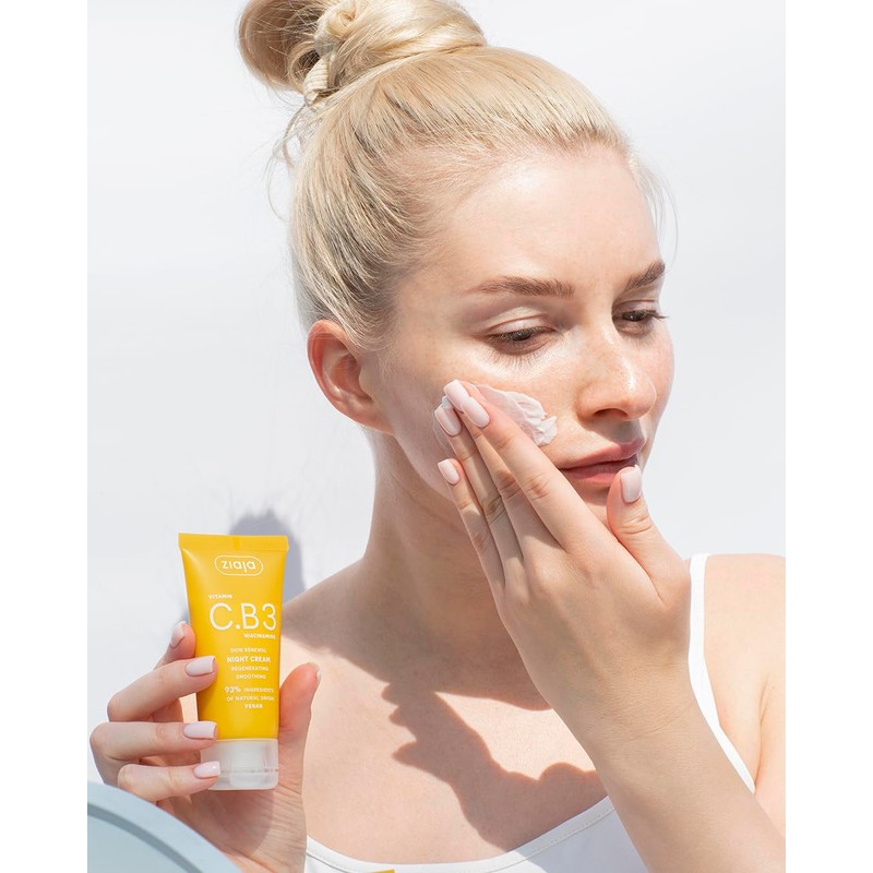 Ziaja Vitamin C.B3 NIACINAMIDA Wake Me Up Revitalising Day Cream