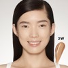 Estée Lauder Futurist Soft Touch Brightening Skincealer Concealer with Vitamin