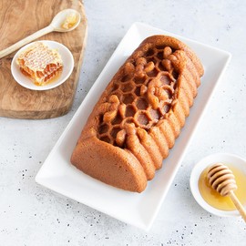 Nordic Ware Honey Hive Loaf, 6 Cup, Toffee