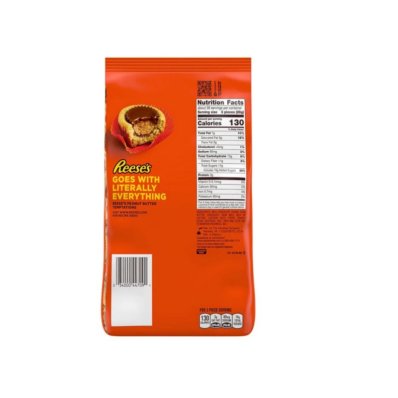 REESE'S Milk Chocolate Peanut Butter Cups, Christmas Candy, Select Flavor