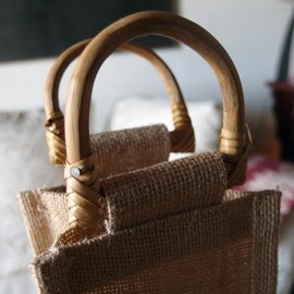 burlapfabric.com Natural Jute Wine Bags with Wooden Handles - 5 Pack