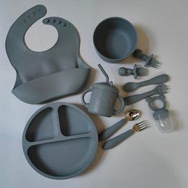 Remonda Baby Led Weaning Supplies,Silicone Baby Feeding Set, Baby Gifts,Suction Plate Bowl Set, Self Feeding Utensil Sets, Bib, Cup, Fruit Feeder, First Stage Eating Essentials, 6+ Months（Blue）