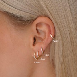 VIROMY Gold Earrings for Women Trendy Small Hoop Earrings for Women, 14K Gold Plated Lightweight Gold Hoop Earrings for Women Minimalist Zirconia Earrings Set Earrings for Girls Gold Jewelry Gifts for women Girls