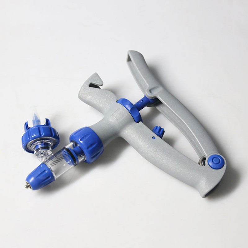 Cattle Syringe Adjustable and Continuous Syringe Injection Animal Injector for