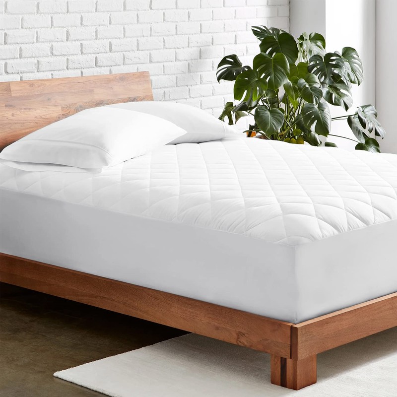 Single Mattress Protector Fits upto 30cm Deep 100% Microfiber Quilted