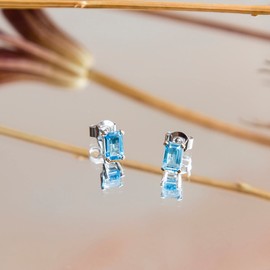 Carissima Gold Women's 9 ct White Gold Rectangular Blue Topaz Stud Earrings