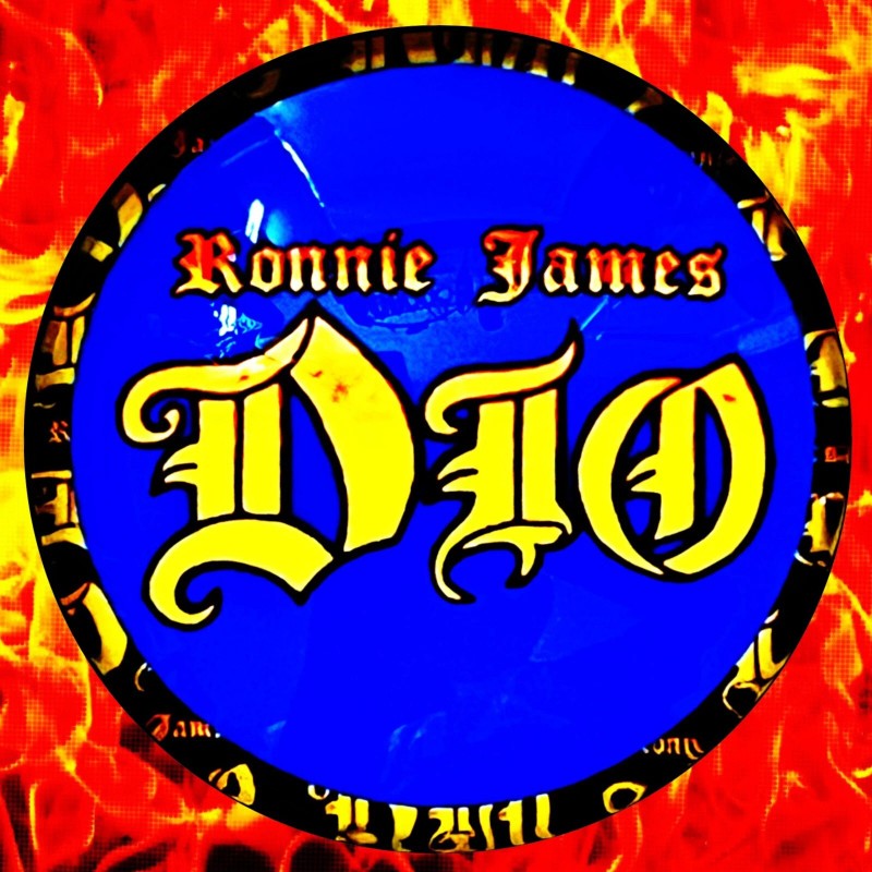 RAINBOW IN THE DARK RONNIE JAMES DIOFIVE EXCLUSIVE KEYCHAINS