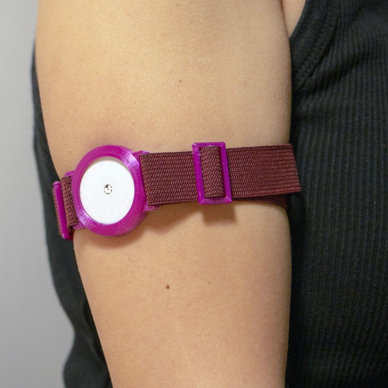Freestyle Libre 1/2 Sensor Armband Holder Purple Protects Your Sensor