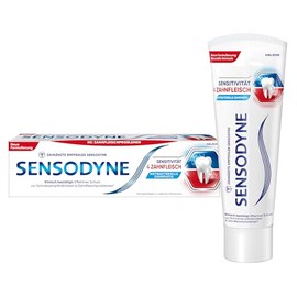 Sensodyne Sensitivity & Gum Toothpaste, 75 ml, Toothpaste for Improved Gum Health and Reduction of Pain Sensitivity