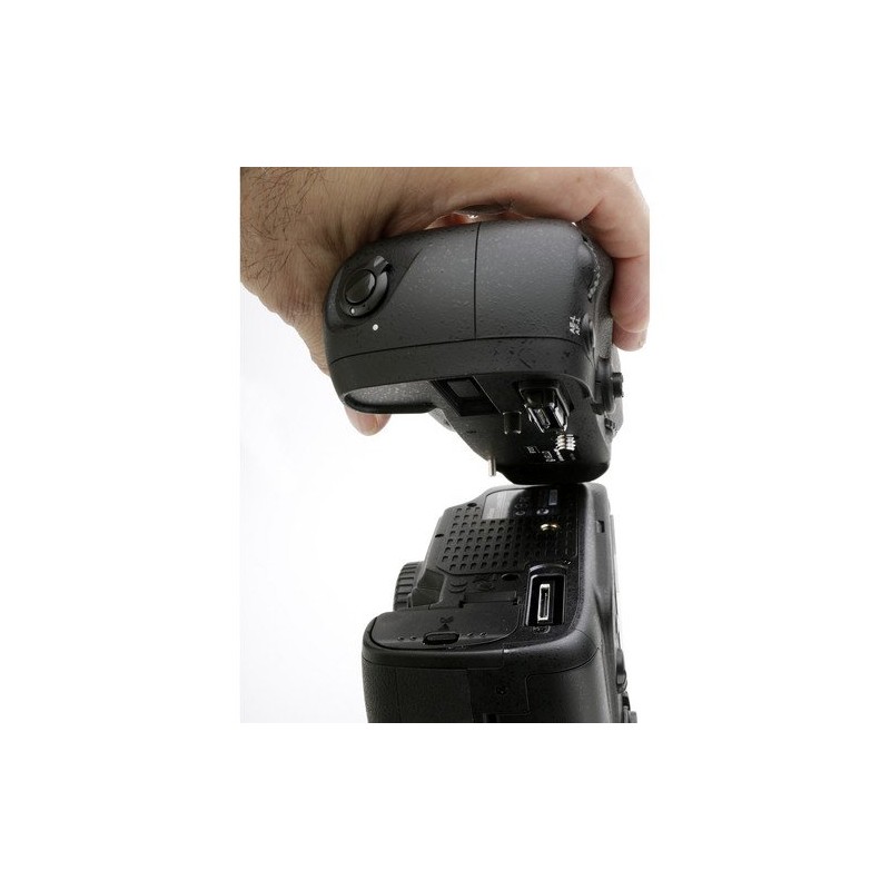 VELLO BG-N10 Battery Grip for Nikon D600
