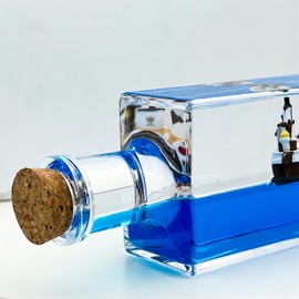 Tuzsocr One Piece Model Ship - Going Merry, One Piece Unsinkable Ship, Fluid Drift Bottle One Piece, Acrylic Boat Fluid Model, Stress Relief, One Piece Ship Merch for Office Home Decoration (Style 1)