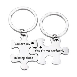 Couples Gifts for Girlfriend Boyfriend Gifts for Husband Wife Keychain Matching Set Valentine's Day Couples Anniversary Keychains Gift for Him Her