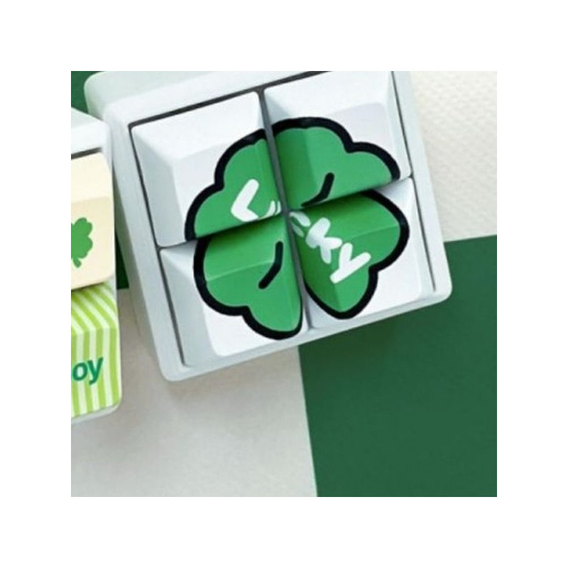 Square acrylic keyring bag ring green fortune design keycap decoration