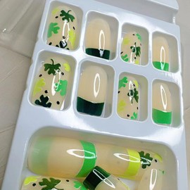 St. Patrick's Day Press on Nails Medium Square - French Tip Press on Nails Fake Nails Shamrock with Designs St. Patrick's Day Lucky Clover Green Artificial Stick on Nails False Nails for Women 24Pcs