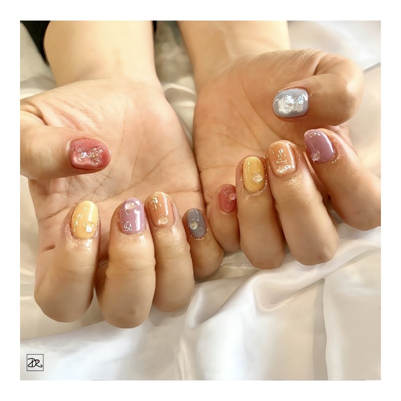 Dara Beauty April Art of the MonthWinnie Glass Nail❣ -