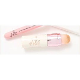 Mally The Plush Pen Brightening FOUNDATION - Buildable, Lightweight Coverage - Shade: Light .7 oz