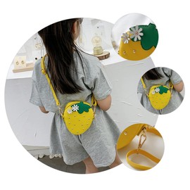 FOMIYES Adjustable Strap Strawberry and Girls' Fashion Purse Small Shoulder Bag Coin Compartment for Little Girls Shopping and Everyday Use