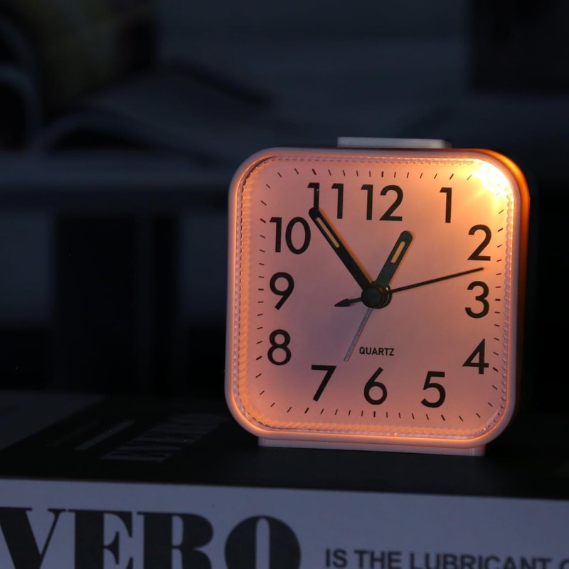 Analog Alarm Clocks, Non Ticking Table Clock with Luminous Hand