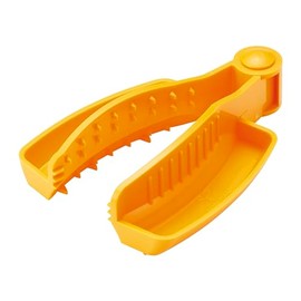 KAI KAI KITCHEN DH8044 Vegetables Tong Shaped Finger Guard Slicer Grater Support Made in Japan