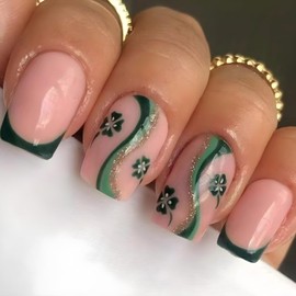 24Pcs St. Patrick's Day Press on Nails Short Square Nails French Tip Fake Nails with Green Stripe Shamrock False Nails Gold Glitter Glue on Nails Saint Patrick's Day Acrylic Nails for Women Girls