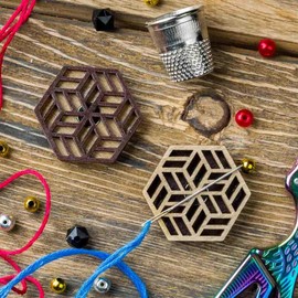 Wonderland Crafts Magnetic Double-Sided Needle Holder FLMH-055(W)