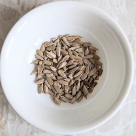 BetterFoodMood Raw Sunflower Seeds 100g | Ready to Eat | Unsalted Unroasted | Rich in Antioxidants | for Smoothies, Oatmeal, Baking