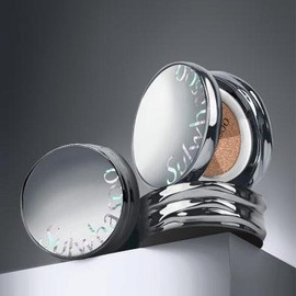 Sulwhasoo [케이스훼손] 설화수 퍼펙팅 쿠션 에어리 (본품+리필) (AD) [Kasehwaso] Sulwhasoo Perfecting Cushion Airy (Refill Included)