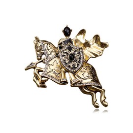 Gold Antique Knights Templar Brooch Pin for Women Men Unisex Rhinestone Crusaders Solomon's Temple Shield War-horse Lucky Clover Leaf Engraved Vintage Dress Suit Accessories Jewelry Gift Souvenir