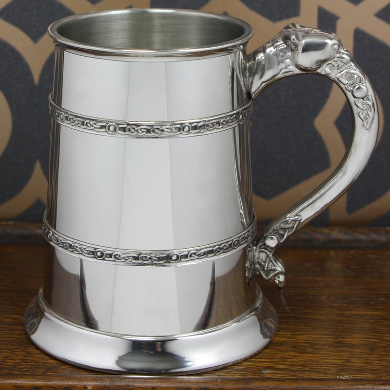 English Pewter Company Celtic Lion 1 Pint Pewter Tankard [CEL300]