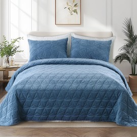 KASENTEX Luxurious Velvet Quilt Set, 3-Piece Stitch Bedding with Ultra Soft Lightweight Bedding Sets and 2 Pillow Shams, Oversized Bedspread Coverlet for All Season, Queen Size, 90x90 in, Navy Blue