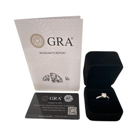 1 Carat GRA Certified Moissanite Adjustable One Size Ring, Razzberry Designer Jewellery for Women, Colour D Clarity VVS1, with GRA Certificate, Velvet Ring Box Included