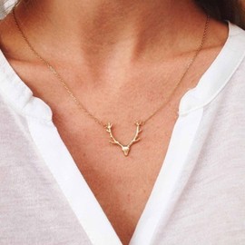 Xmsrn Vintage Deer Antlers Pendant Necklace Gold Elk Head Choker Necklace Boho Antlers Deer Choker Necklace Cute Animal Necklace Chain Jewellery for Women and Girls, Zinc, No Gemstone
