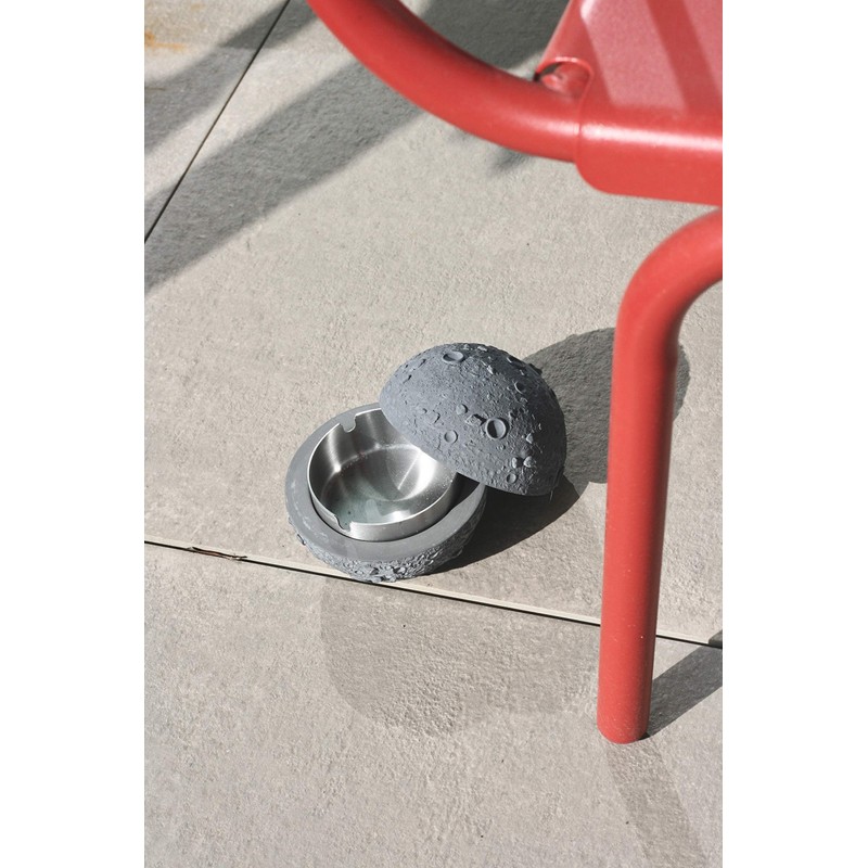 Anaan Luna Ashtray with Lid for Outdoor Use Wind Ashtray